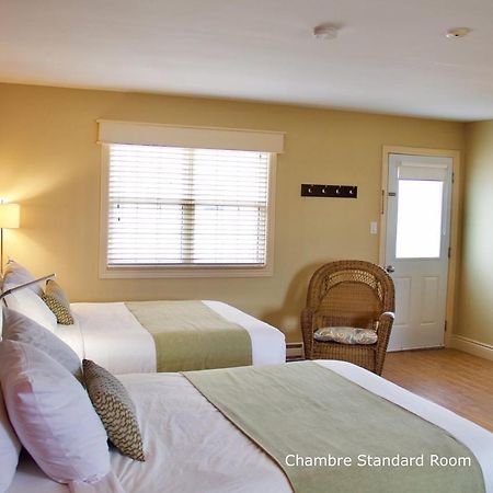 Parlee Beach Motel Shediac Eksteriør billede